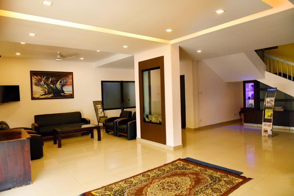 Hotel Chanakya Palakkad Dış mekan fotoğraf
