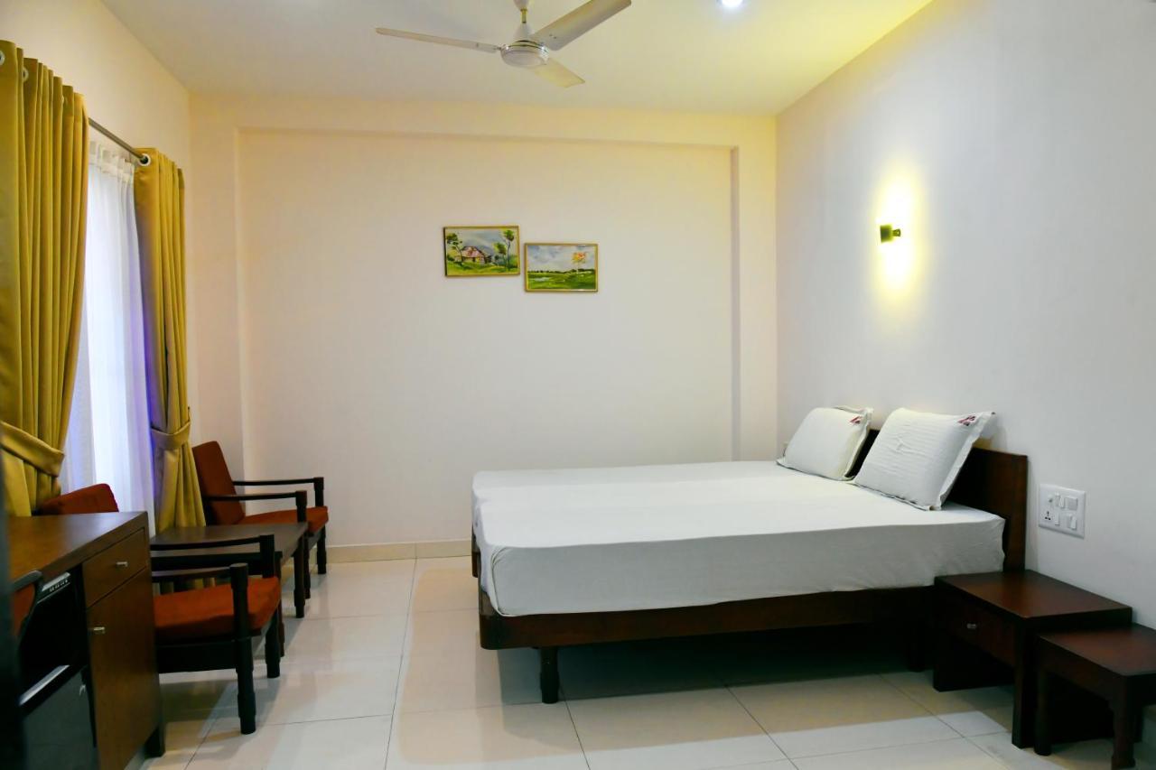 Hotel Chanakya Palakkad Dış mekan fotoğraf
